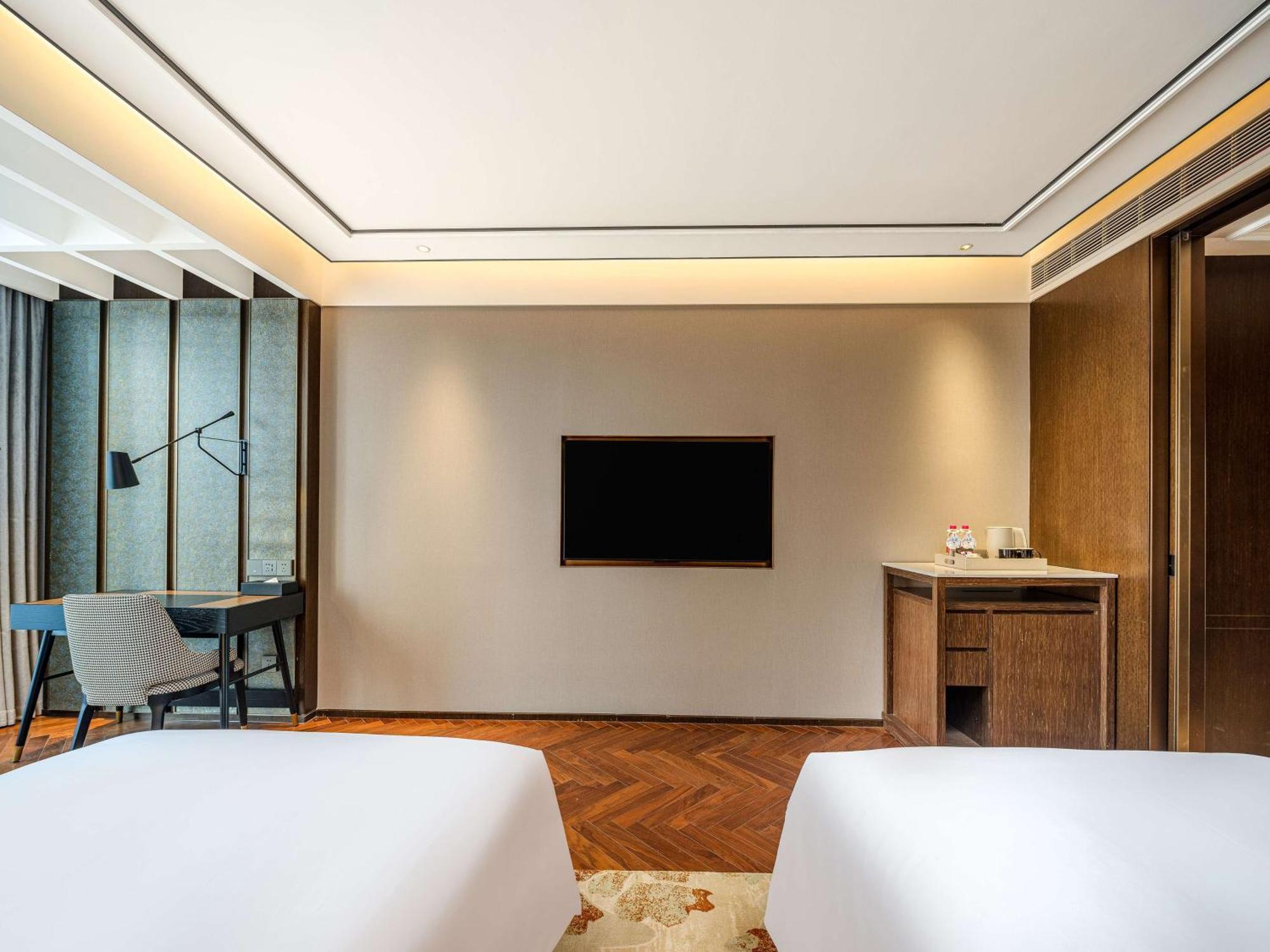 Hilton Garden Inn Beijing Guomao מראה חיצוני תמונה