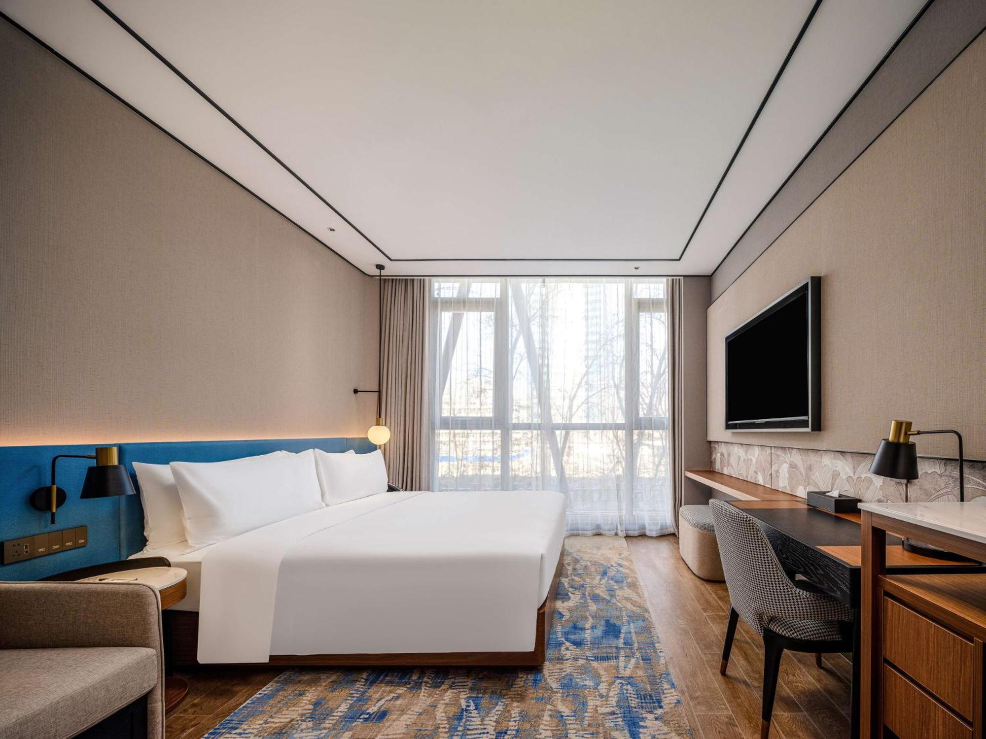 Hilton Garden Inn Beijing Guomao מראה חיצוני תמונה