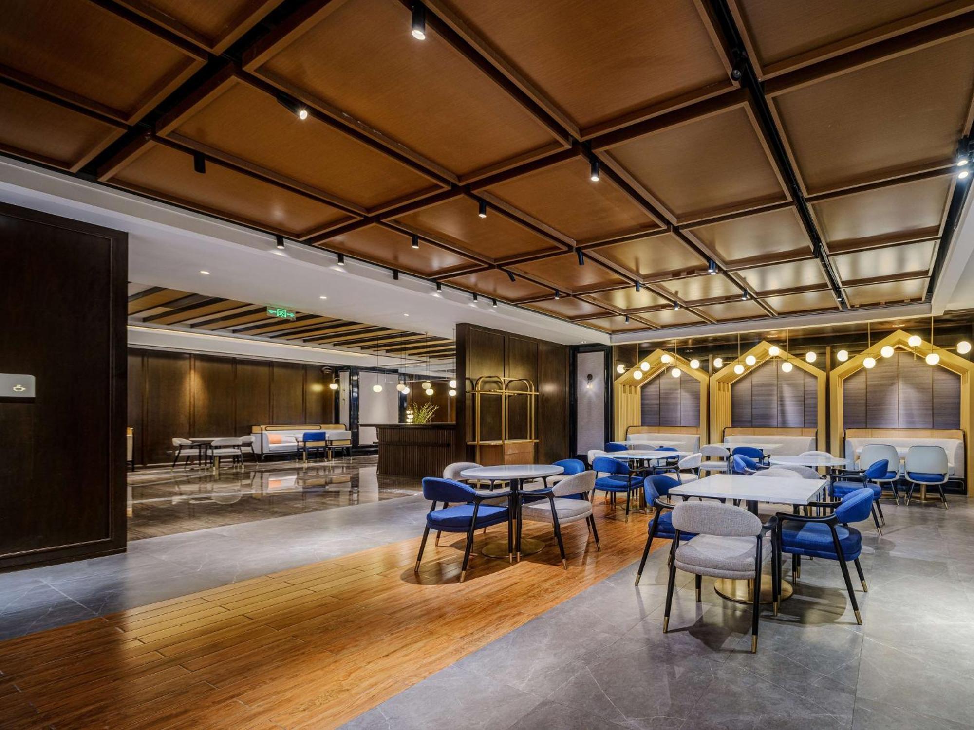 Hilton Garden Inn Beijing Guomao מראה חיצוני תמונה