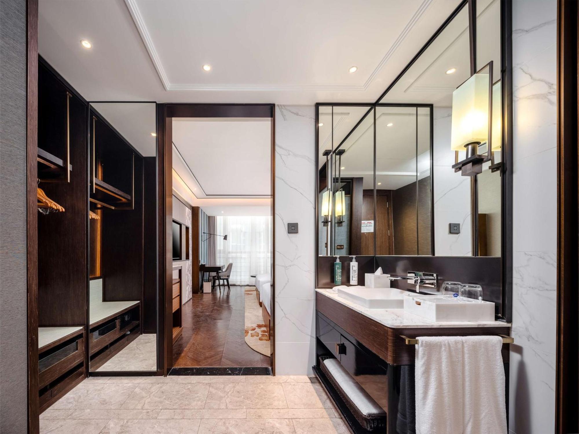 Hilton Garden Inn Beijing Guomao מראה חיצוני תמונה